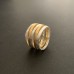 Ring geschwungener Vierkantdraht, ca. 14 mm breit, Silber teilgoldplattiert