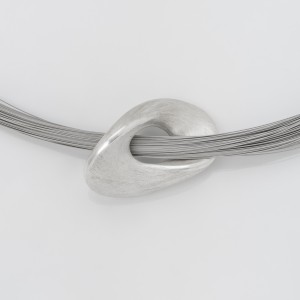 Anhänger Möbius dreidimensional, ca. 50 mm groß, Silber