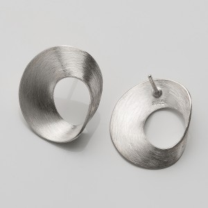 Ohrstecker Möbiusband, ca. 24 x 20 mm, Silber