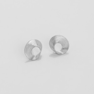 Ohrstecker Möbius mini, ca. 12 x 11 mm, Silber