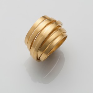 Ring, Draht abstrakt gewickelt, ca. 16 mm breit, Silber goldplattiert